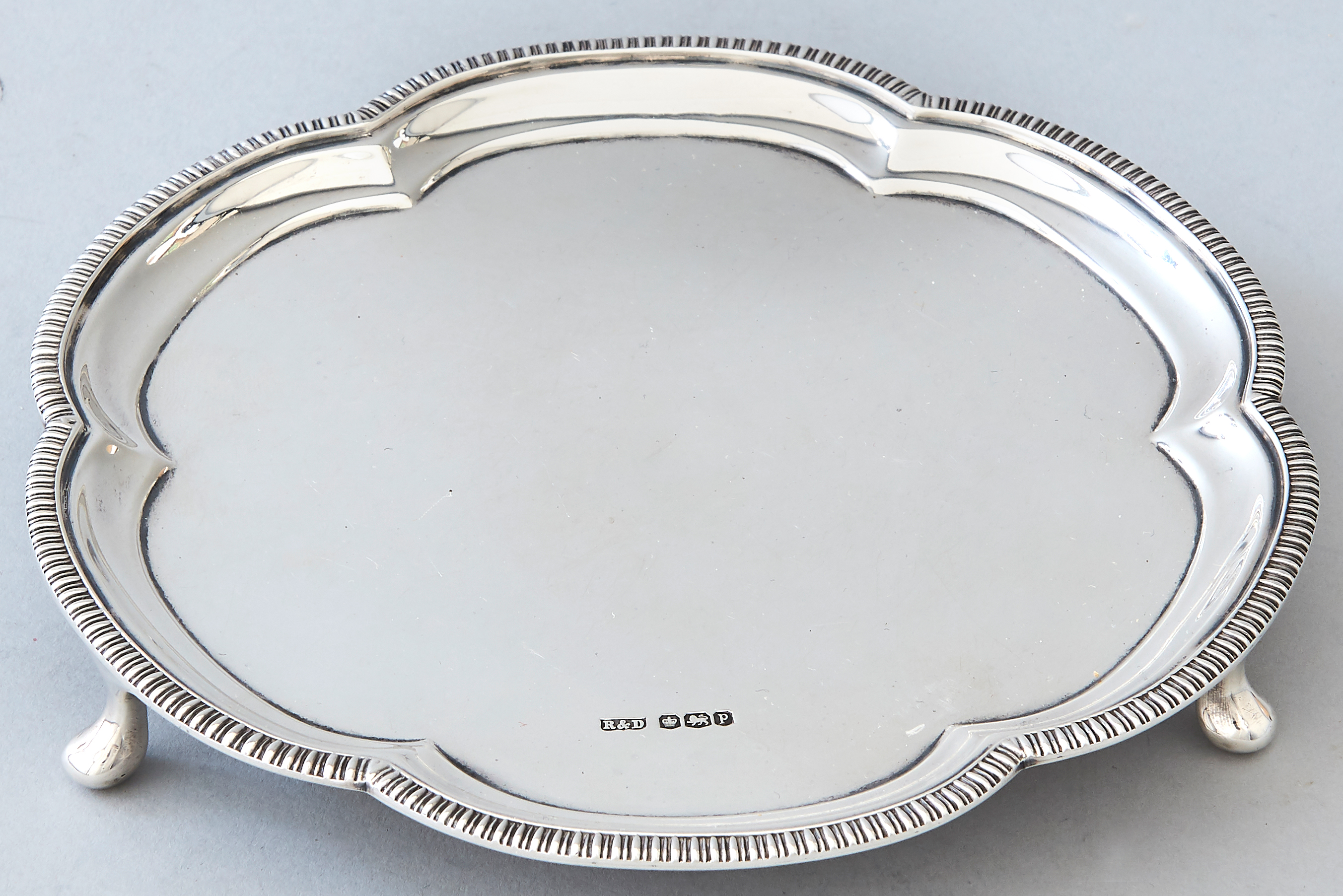 Kleiner Salver England Kleiner Salver England