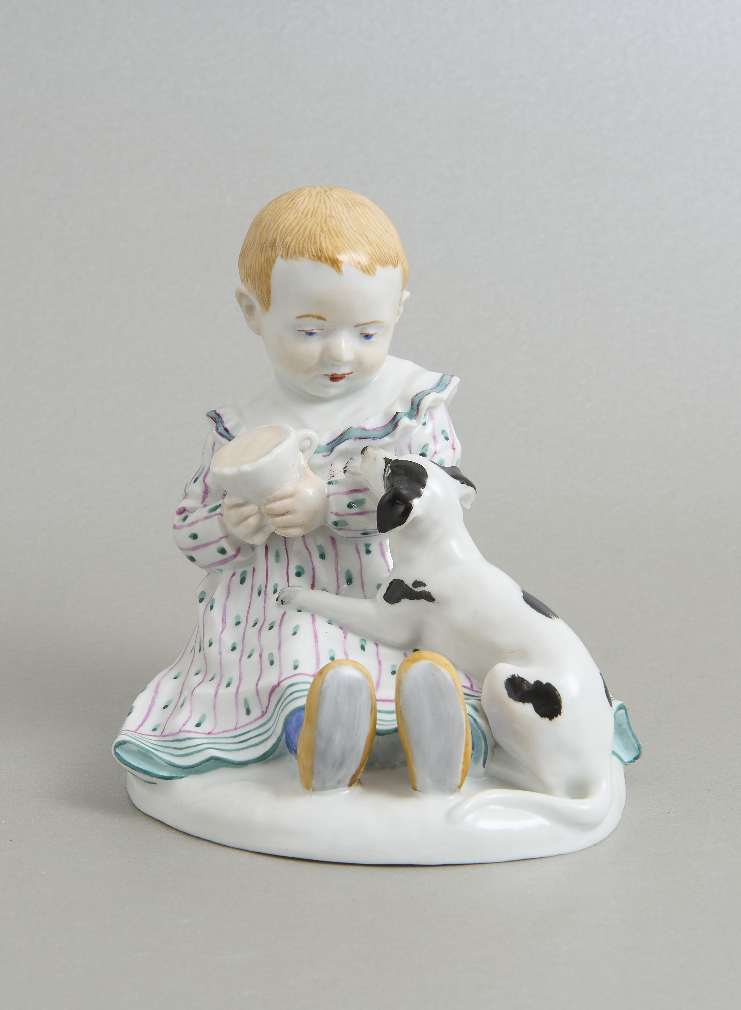 Kind mit Hund, Meissen Kind mit Hund, Meissen