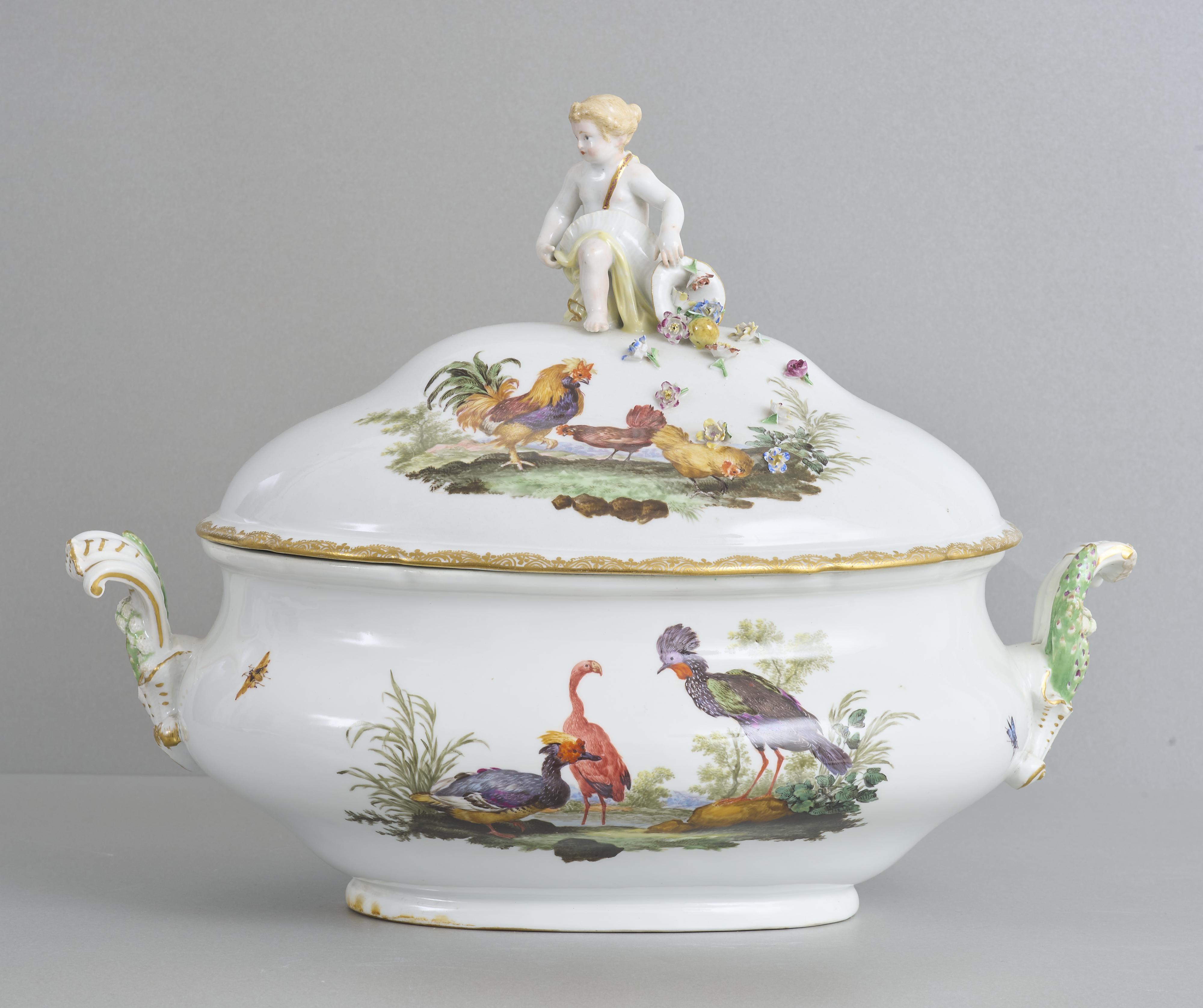 Meissen Terrine, Marcolini mit Tierdarstellung,18. Jhdt. Meissen Terrine, Marcolini mit Tierdarstellung,18. Jhdt.