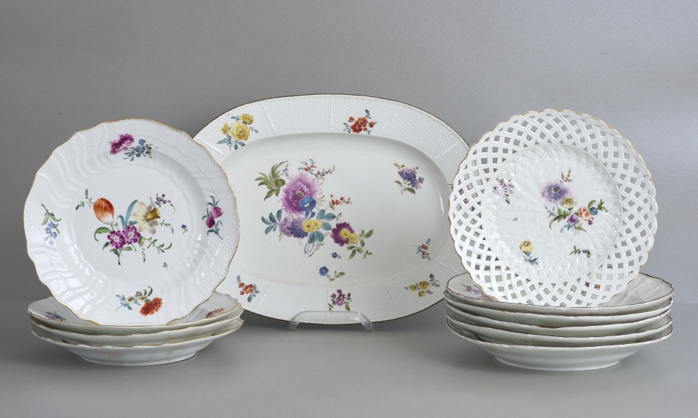 11 Meissenteile, 18. Jhdt. 11 Meissenteile, 18. Jhdt.