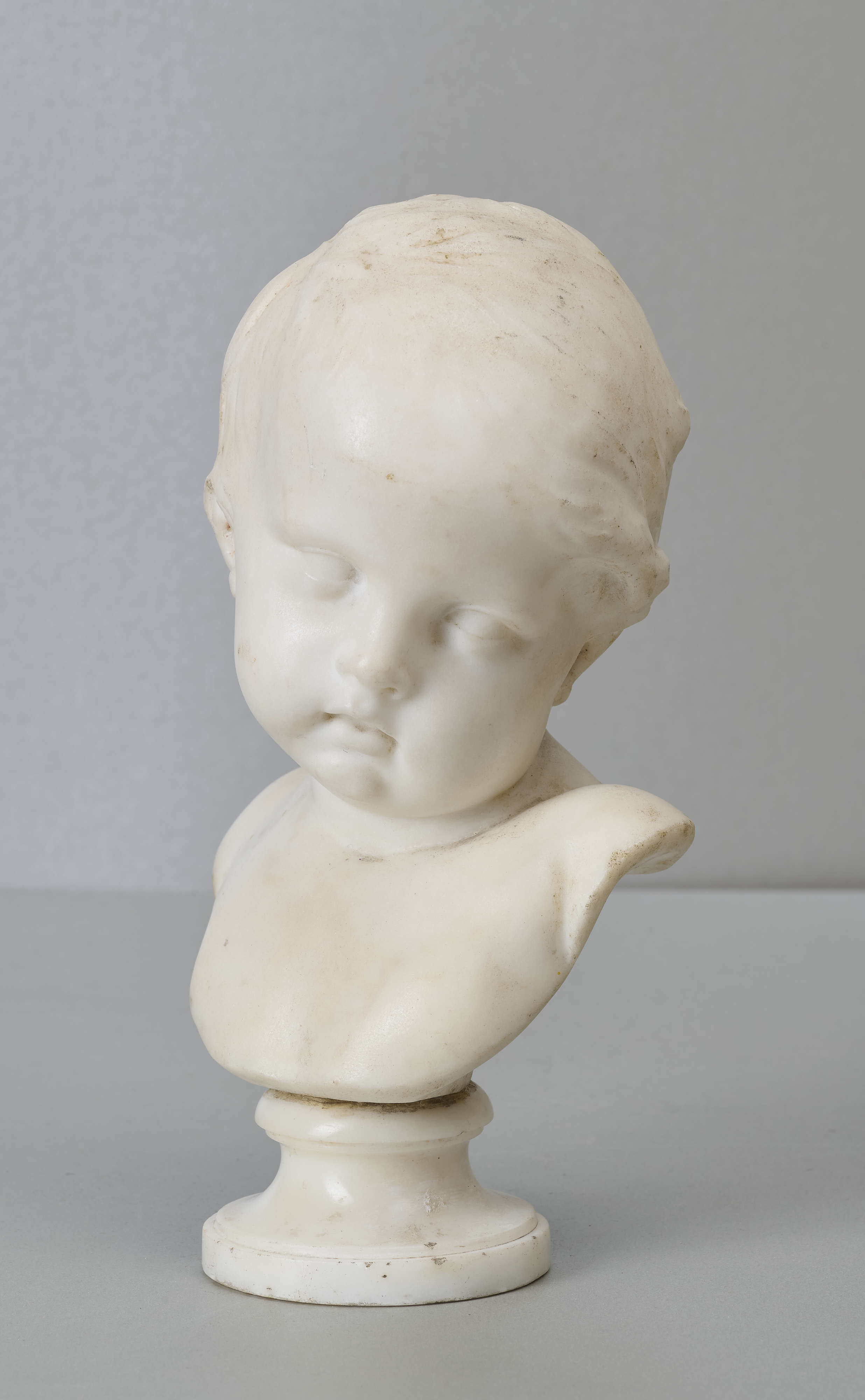 Marmor Portraitbüste eines Kindes Marmor Portraitbüste eines Kindes