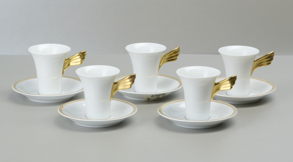 Rosenthal Versace Ikarus, Medaillon Meandre d´or, 5 Mokkagedecke Rosenthal Versace Ikarus, Medaillon Meandre d´or, 5 Mokkagedecke