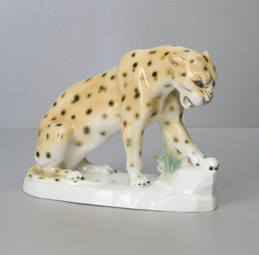 Porzellanfigur Gepard, Sitzendorf Porzellanfigur Gepard, Sitzendorf