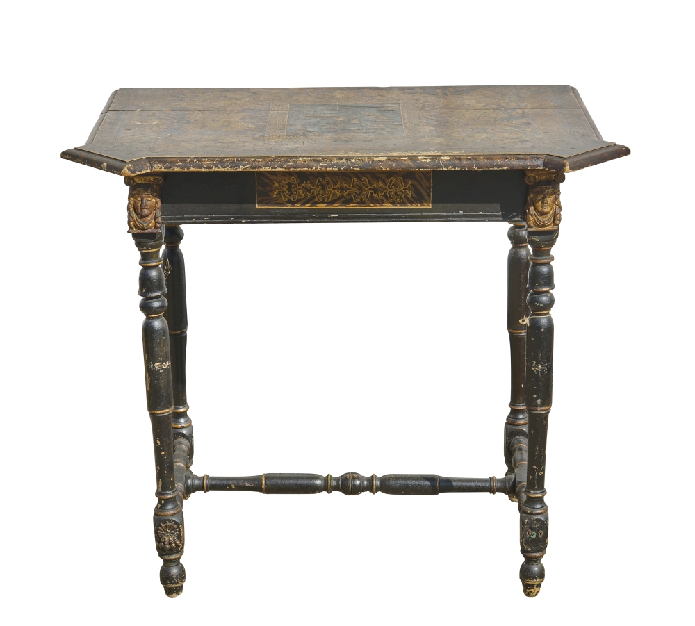 Französischer Napoleon III Tisch mit verzierter Platte