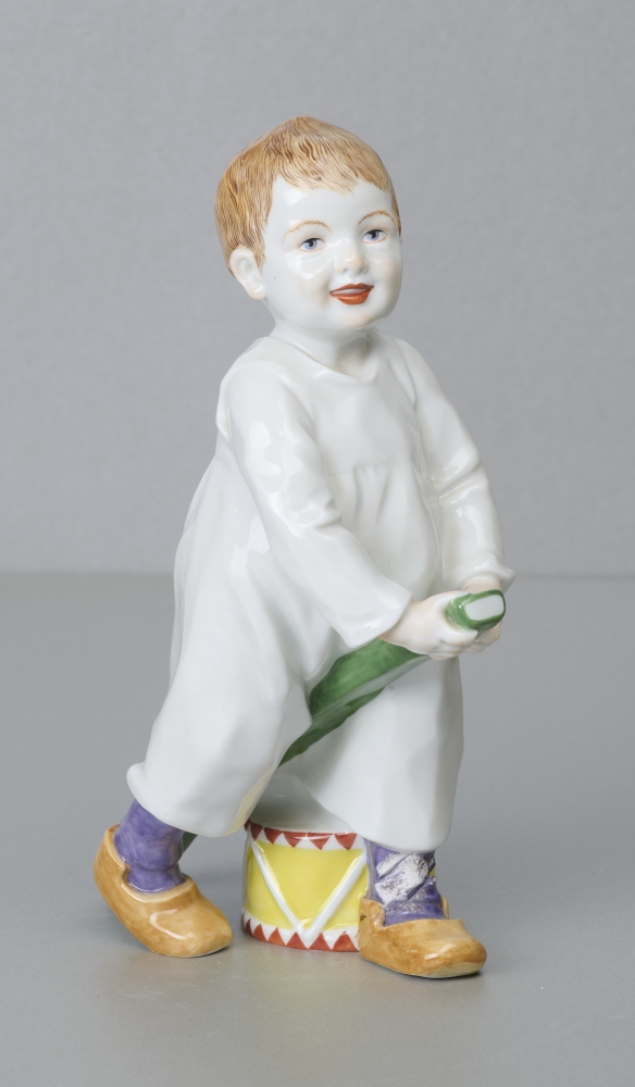 Meissen, Hentschelkind mit Stecken und Trommel Meissen, Hentschelkind mit Stecken und Trommel